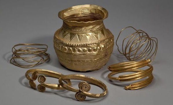 Golden hoard of Werder, Potsdam, Germany from 1000 BC